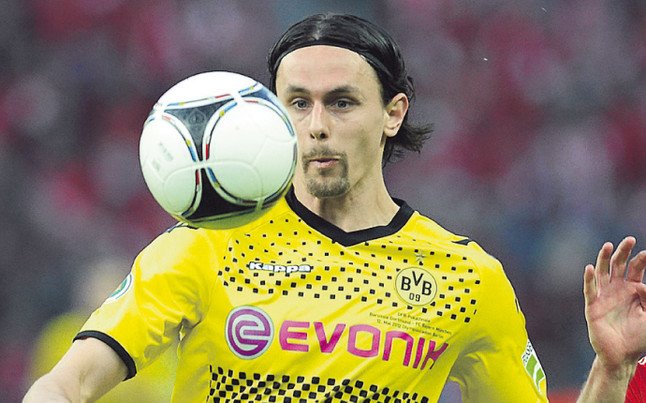 Neven Subotic là một lựa chọn hấp dẫn với Barça?